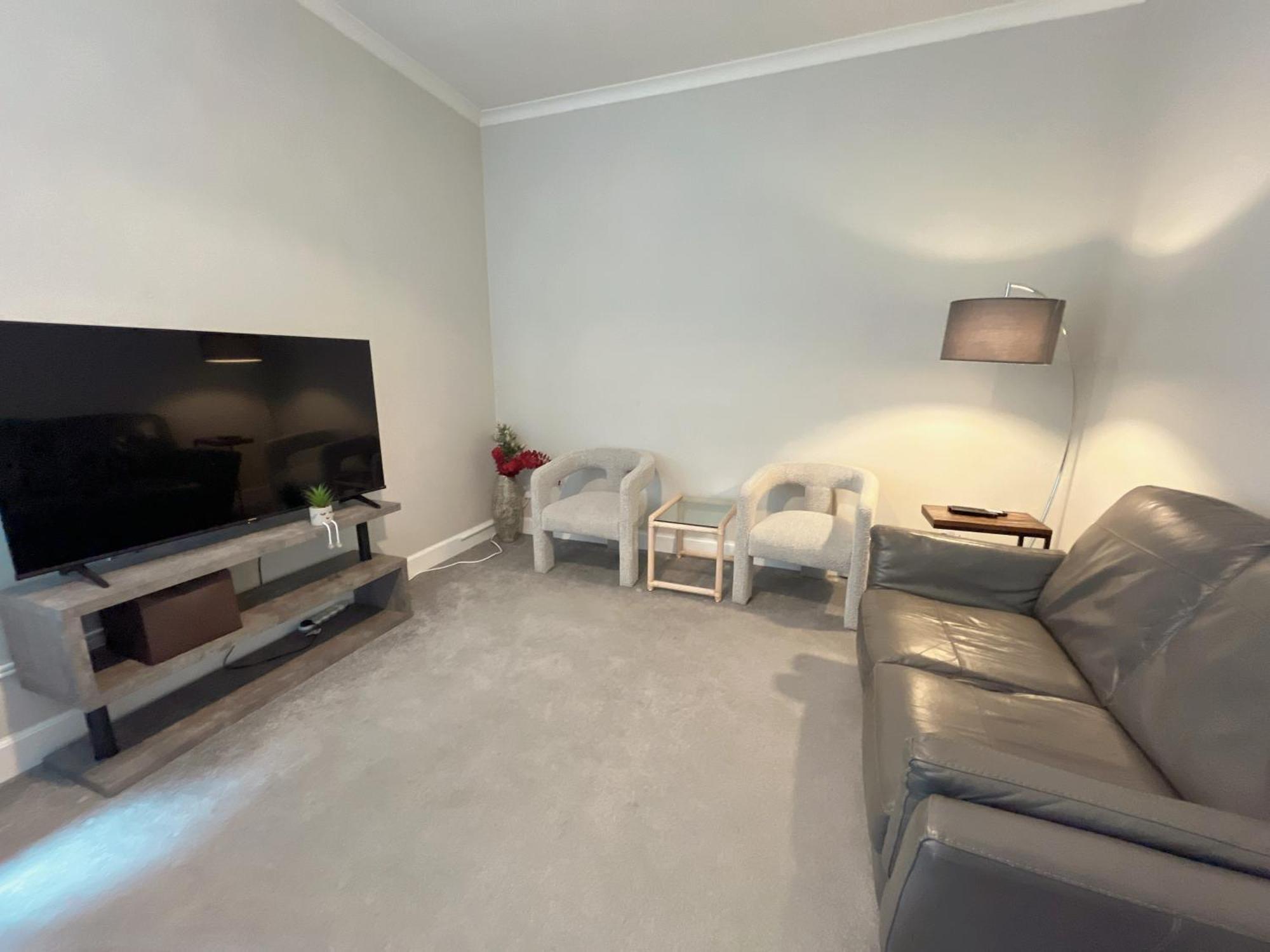 Two Bed Apartment Edimburgo Exterior foto